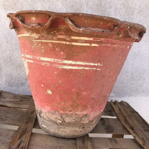Terracotta flower pots used, set of two with double-lipped rim