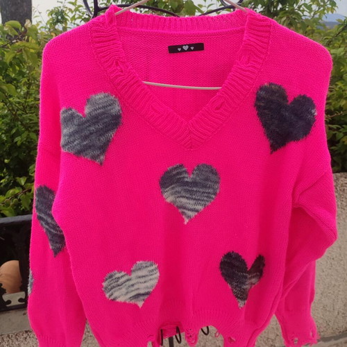 Pullover new fuchsia with hearts one size
