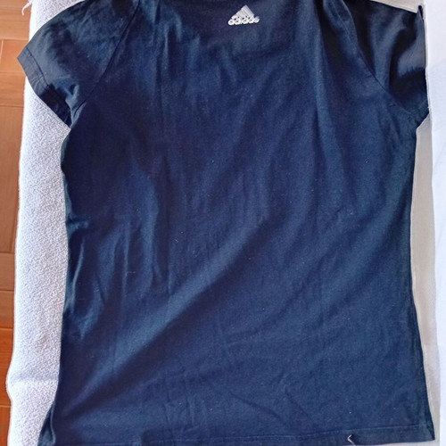 Adidas women's t-shirt used, black color