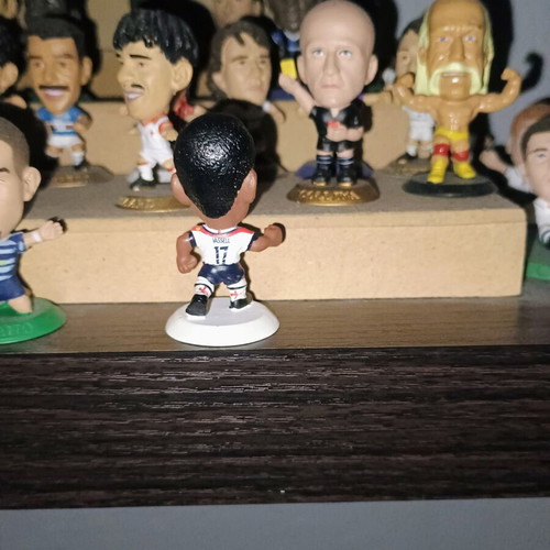 Darius Vassell England National Team Euro 2004 Collectible Figure