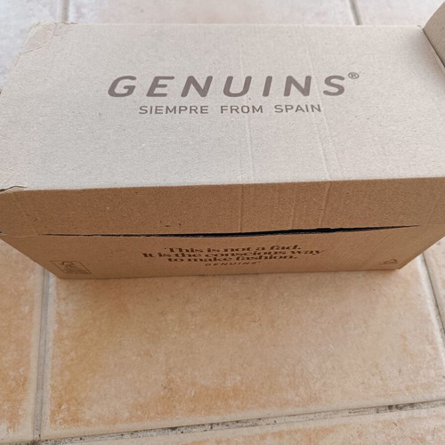 Genuins sandals black size 40 like new