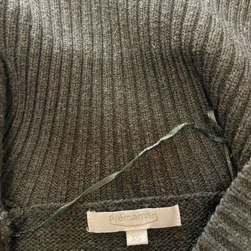 Premaman cape dark gray like new, fits small