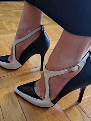 Pierre Darré T-Strap Leather Pumps Size 37 Black White New