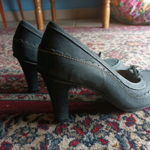Felmini pumps size 37 like new