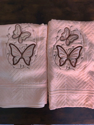 Towel set like new