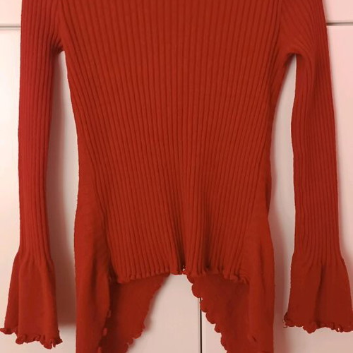 Red blouse like new, size S