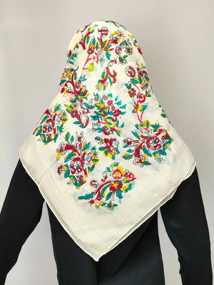 Traditional Attica Menidi Scarf MARK215 new, ecru with flowers