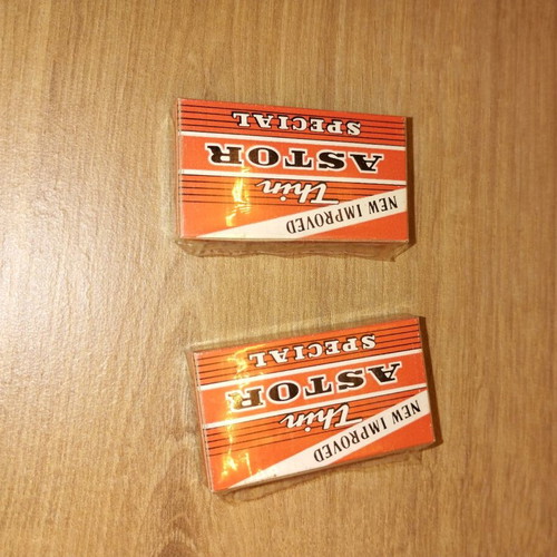 Astor vintage razor blades new, pack of 2