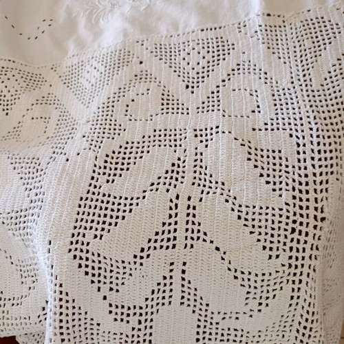 White handmade curtain with wide lace and appliqué embroidery new