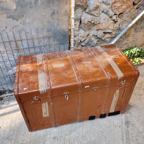 Metal and wood chest used, moderate condition