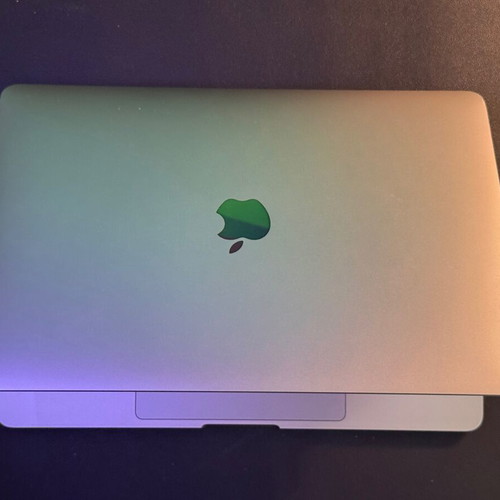 Macbook Pro M1 256GB SSD 8GB RAM like new
