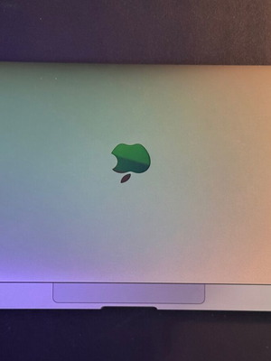 Macbook Pro M1 256GB SSD 8GB RAM like new