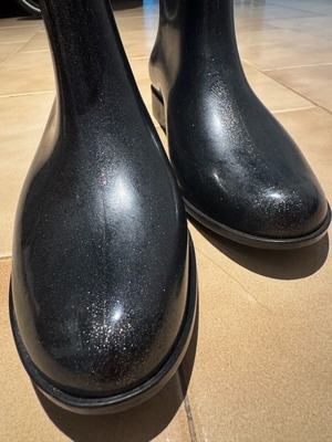 Melissa rain boots new, size 39, black
