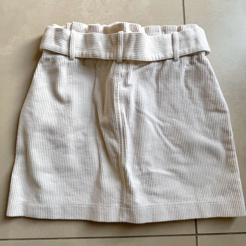 Zara mini corduroy skirt like new, size M, white beige
