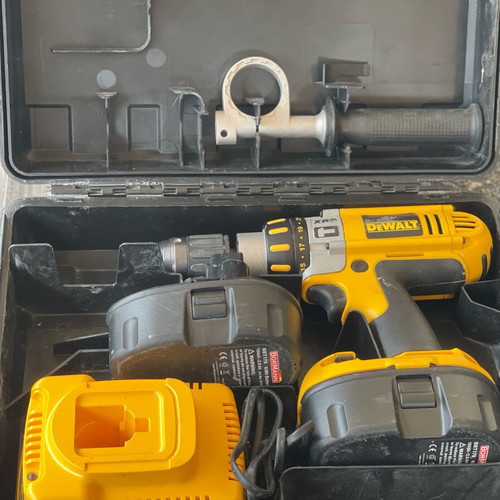 Dewalt DC925 hammer drill screwdriver used 28 V 450 W