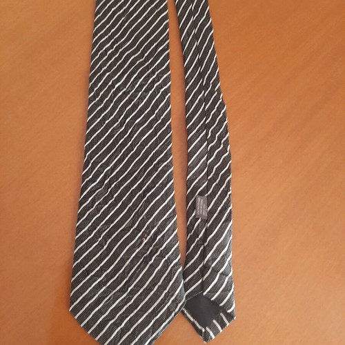 Silk Italian tie like new, 100% silk