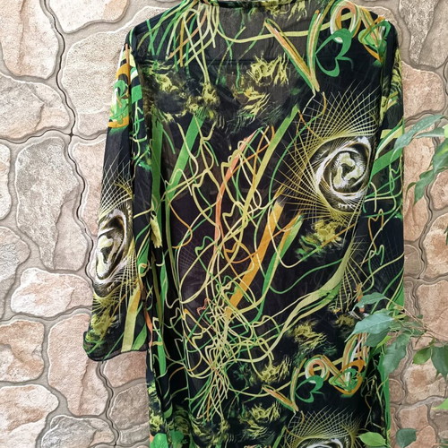 Caftan like new, size large, black and green