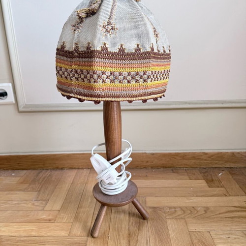 Vintage table lamp with embroidered shade and wooden tripod base like new