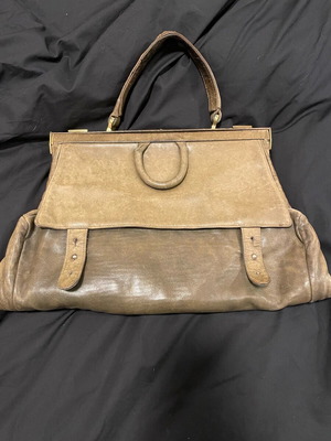 Vintage leather bag used, beige, handheld