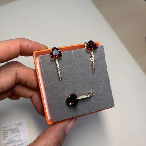 585 Gold Jewelry Set with Natural Garnets, Sapphires and Diamonds, New