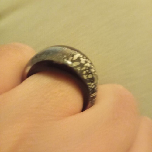 Glass ring like new, black and white