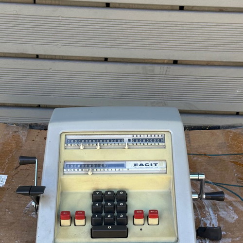 Facit calculator used, vintage, dimensions 33x26.5x16 cm