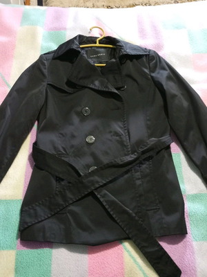 Zara black capartina like new with padded shoulders and belt