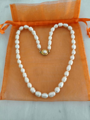 Pearl necklace like new, freshwater 5 mm, length 45 cm