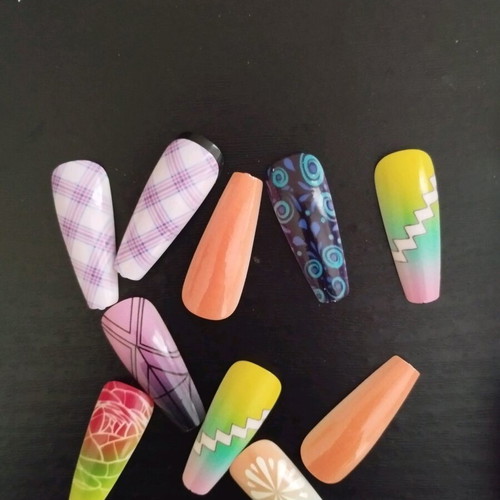 Fake plastic nails like new with base and clear polish