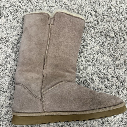 Ugg Australia Classic Tall Bailey Button boots used, size 42, taupe