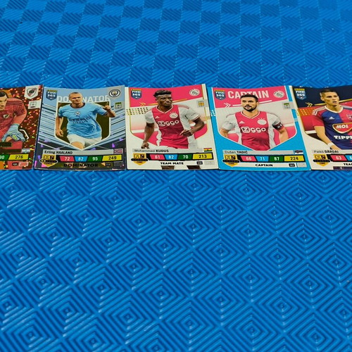 Panini FIFA 365 collectible cards like new, set of 5
