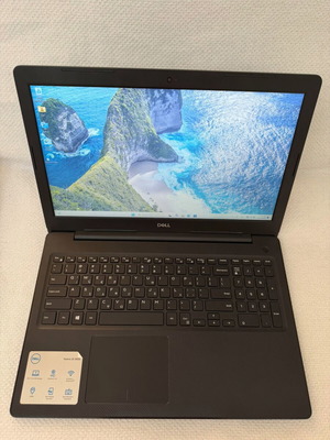 Dell Vostro 3590 15.6" FHD i5-10210U 16GB 750GB MVMe Windows 11 Pro like new