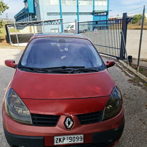 Renault Scenic 1600cc automatic gas used, excellent condition
