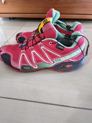 Salomon Speedcross women's athletic shoes used, size 40.5, red