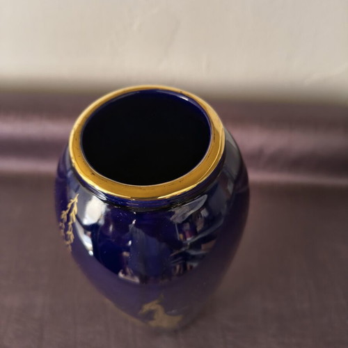 Ceramic vase cobalt blue with gold details
