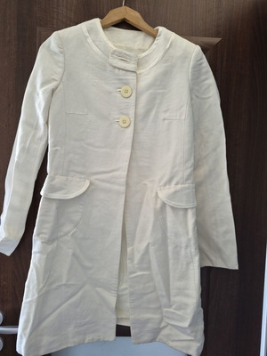 White blazer like new, size M