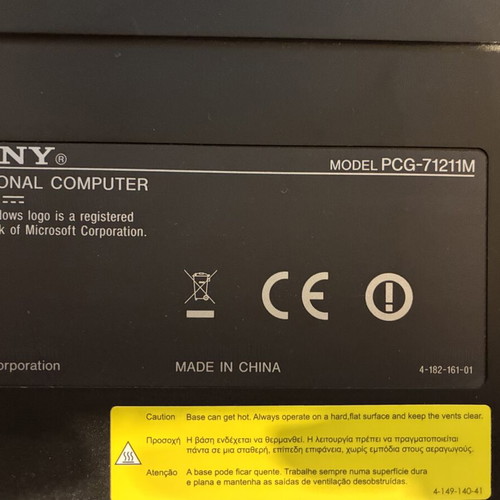 Sony Vaio laptop PCG-71211M for parts, used