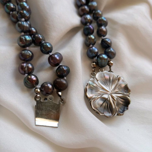 Black Pearls Necklace vintage used