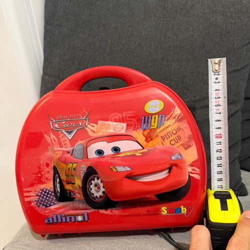 Smoby Disney Cars Lightning McQueen suitcase like new, red plastic