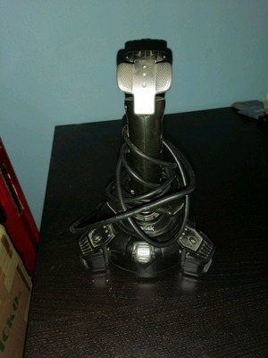PC joystick Saitek used in excellent condition