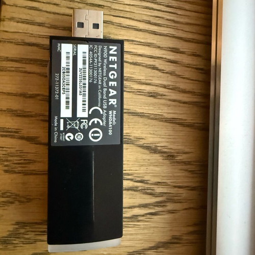 Netgear WNDA4100-100NAS 802.11a/b/g/n USB Type-A Wi-Fi adapter used
