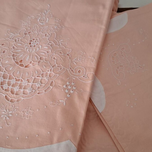 Hand-embroidered bed sheet new 220×260 with 2 pillowcases