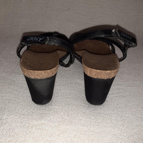 DKNY patent leather sandals like new, size 36, 8 cm heel