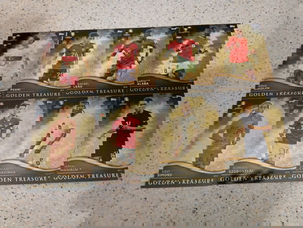 Κάρτες ποδόσφαιρου GOLDEN TREASURE M Euro 2024 Topps 8 Card