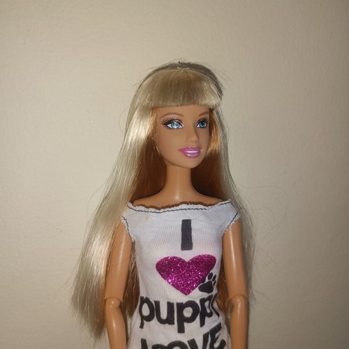 Barbie I Love Puppy 2008 doll like new
