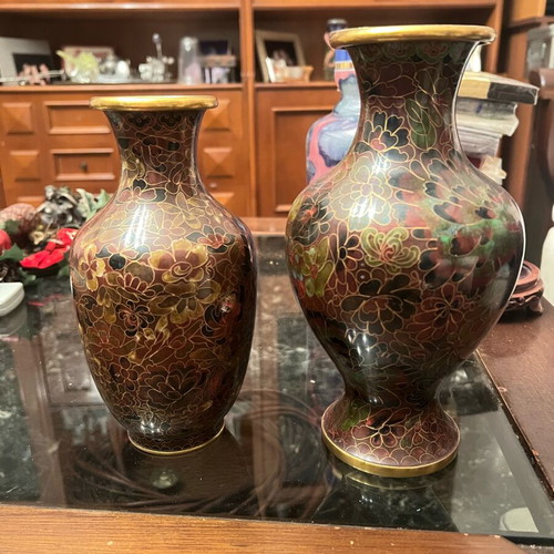 Pair of Cloisonné Vases like new, Chinese vintage enamel