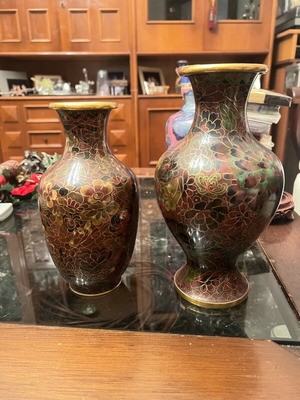 Pair of Cloisonné Vases like new, Chinese vintage enamel