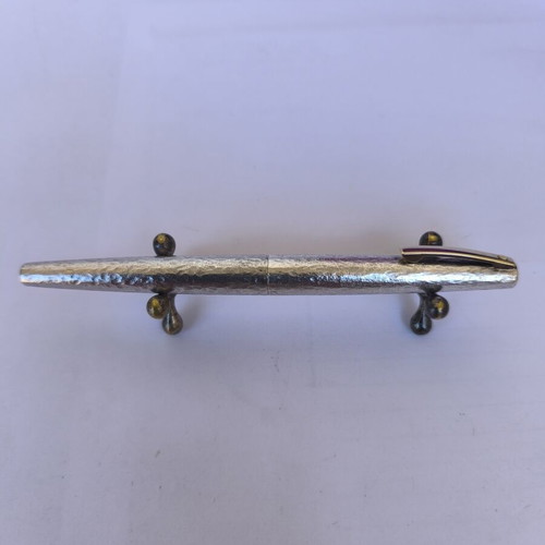 Sheaffer fountain pen with 14 kt gold nib used