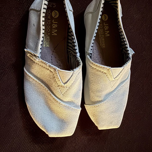 J&M canvas slip-ons size 30 like new, beige casual shoes for boys