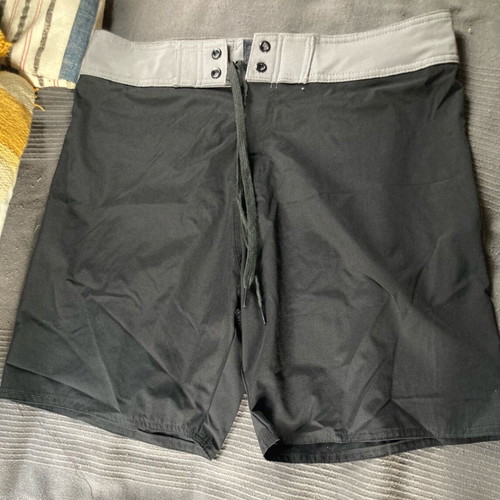Waves men's swimwear new, size L, black without elastic